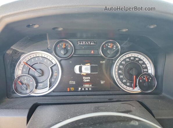 1C6RR7FG7LS122039 2020 RAM 1500 Charcoal Widok zestawu wskaźników