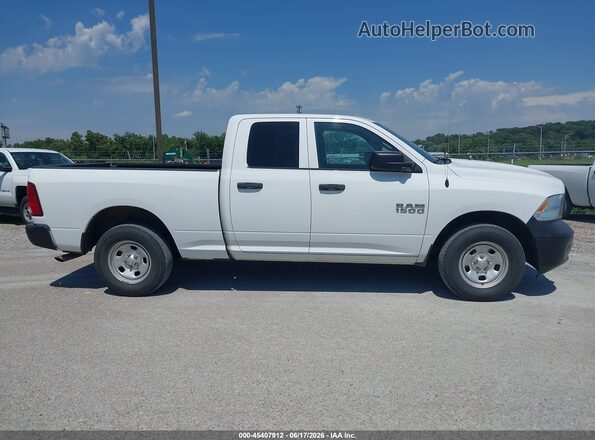 1C6RR7FG9HS610318 2017 RAM 1500 White Սալոնի հետևի տեսք