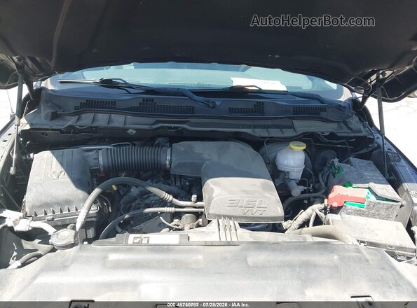 1C6RR7FG9JS291525 2018 RAM 1500 Gray უკანა ხედი