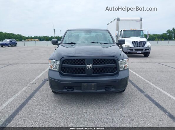 1C6RR7FG9JS306699 2018 RAM 1500 Gray Rear view
