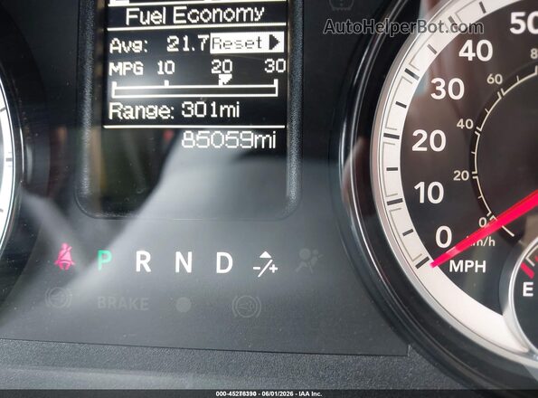 1C6RR7FG9JS306699 2018 RAM 1500 Gray Rear interior view