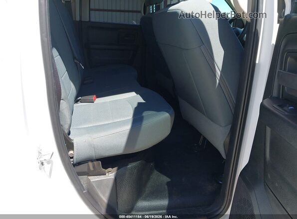 1C6RR7FG9JS326211 2018 RAM 1500 White VIN კოდის სტიკერის ხედი
