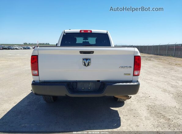 1C6RR7FG9JS326211 2018 RAM 1500 White 