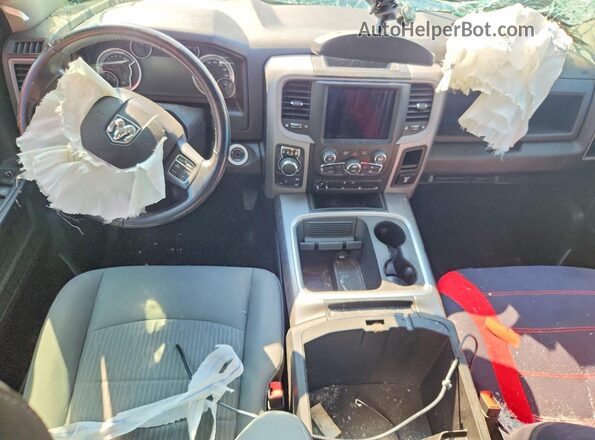 1C6RR7FG9MS594017 2021 RAM 1500 Красный Вид панели приборов