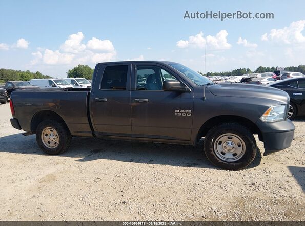 1C6RR7FGXGS126933 2016 RAM 1500 Gray Rear interior view
