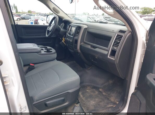 1C6RR7FGXJS297155 2018 RAM 1500 White Widok wnętrza z przodu