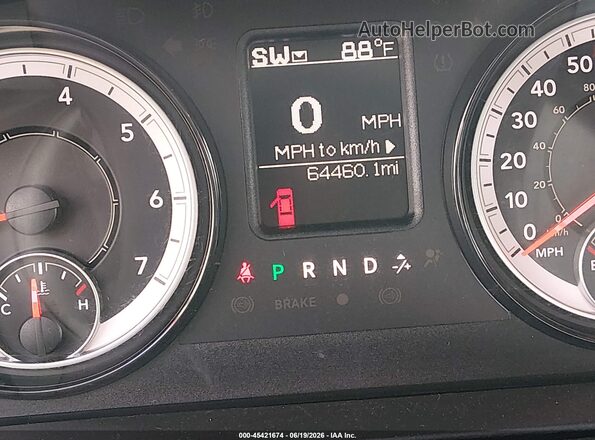 1C6RR7FGXJS326217 2018 RAM 1500 White 