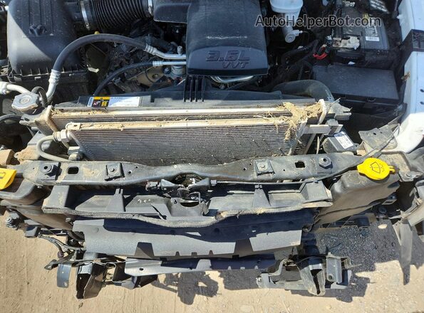 1C6RR7FGXMS535171 2021 RAM 1500 Белый Вид задней части салона