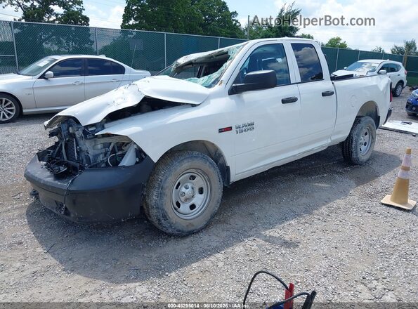 1C6RR7FM0JS331433 2018 RAM 1500 White წინა მარცხენა ხედი სამი მეოთხედიდან