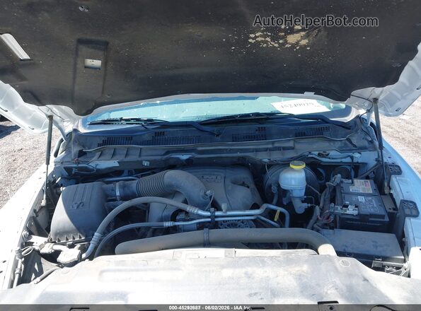 1C6RR7FT0HS548045 2017 RAM 1500 White Հետևի տեսք