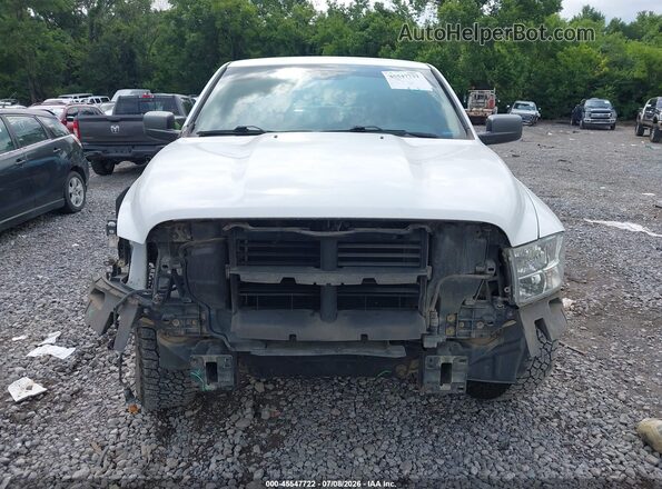 1C6RR7FT2HS628284 2017 RAM 1500 White Vista interior trasera