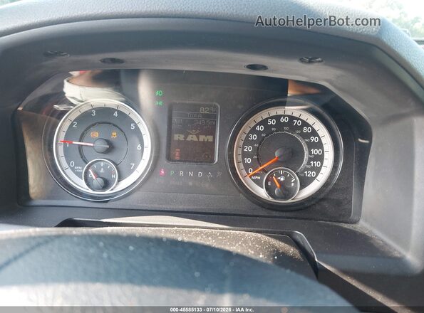 1C6RR7FT3GS365799 2016 RAM 1500 Красный Вид задних сидений