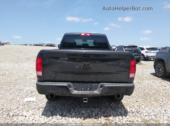 1C6RR7FT3JS176061 2018 RAM 1500 Black 