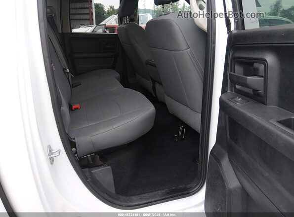 1C6RR7FT3JS328288 2018 RAM 1500 White VIN կոդի պիտակի տեսք