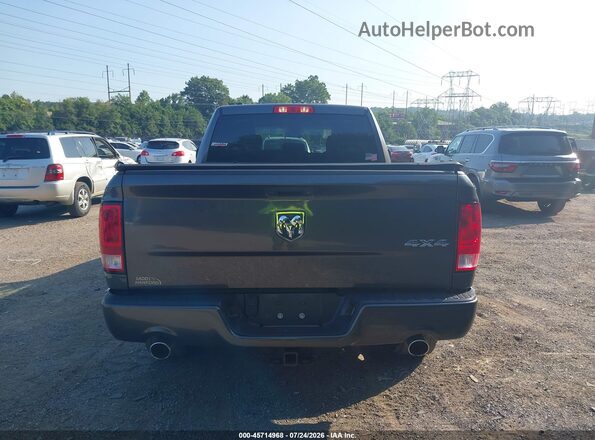 1C6RR7FT5JS190639 2018 RAM 1500 Серый 