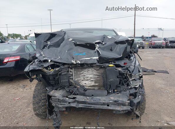 1C6RR7FT5JS351619 2018 RAM 1500 Black Rear interior view