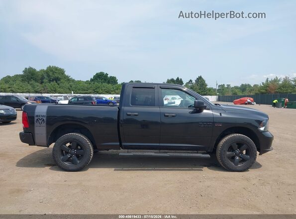 1C6RR7FT7JS271190 2018 RAM 1500 Black 360 interior view