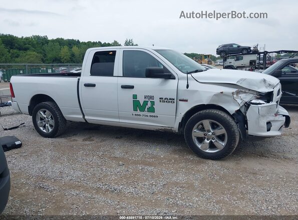 1C6RR7FT7JS351198 2018 RAM 1500 White Вид задньої частини салону