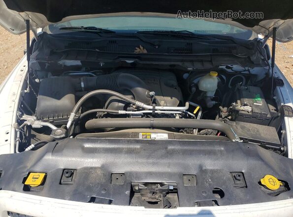 1C6RR7FT8GS140472 2016 RAM 1500 White უკანა სალონის ხედი