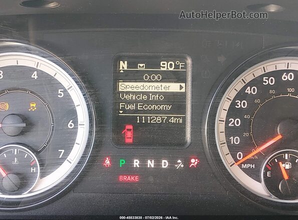 1C6RR7FT8GS402636 2016 RAM 1500 Серебряный 