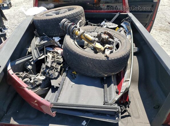 1C6RR7FT9JS328330 2018 RAM 1500 Red Vista del compartimento del motor