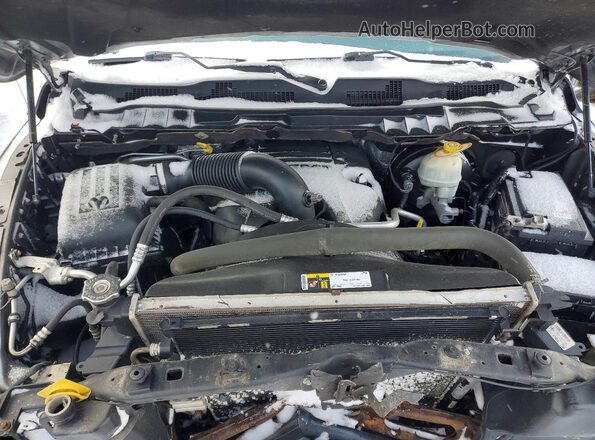 1C6RR7FTXGS151005 2016 RAM 1500 Gray Widok wnętrza z tyłu