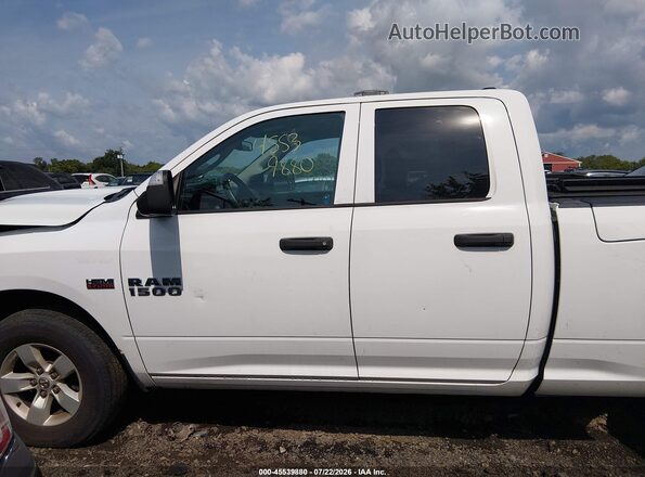 1C6RR7FTXJS329017 2018 RAM 1500 White Սալոնի 360 աստիճան տեսք