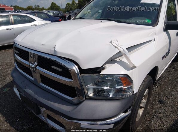 1C6RR7FTXJS329017 2018 RAM 1500 White Դիմացի տեսք
