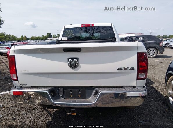 1C6RR7FTXJS329017 2018 RAM 1500 White 