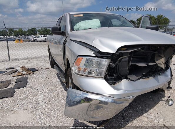 1C6RR7GG0HS753592 2017 RAM 1500 Gray Вид спереду