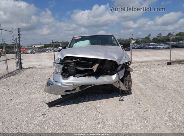 1C6RR7GG0HS753592 2017 RAM 1500 Gray Вид щитка приладів