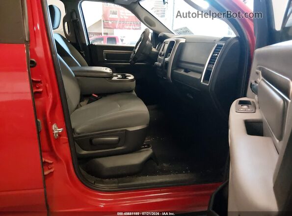 1C6RR7GG0JS300904 2018 RAM 1500 Red Սալոնի դիմացի տեսք