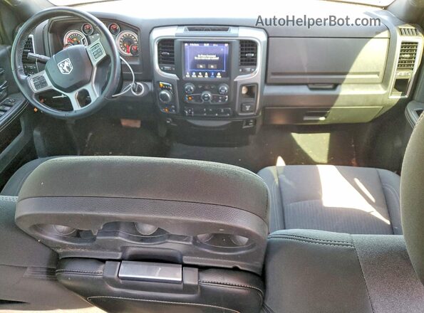 1C6RR7GG0MS527417 2021 RAM 1500 Синий Вид панели приборов