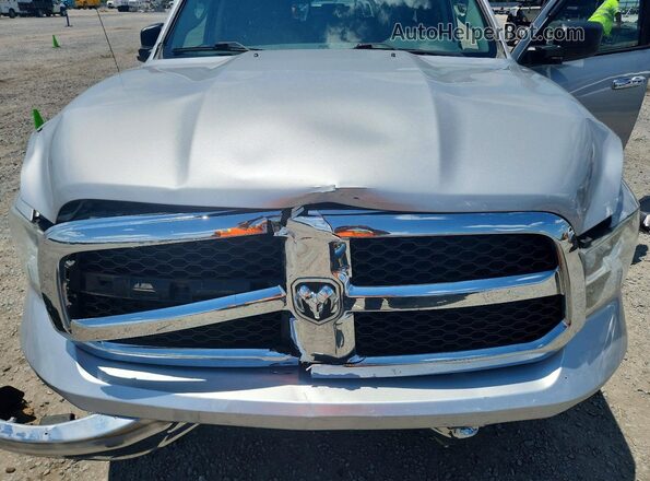 1C6RR7GG7GS300634 2016 RAM 1500 Silver Սալոնի հետևի տեսք