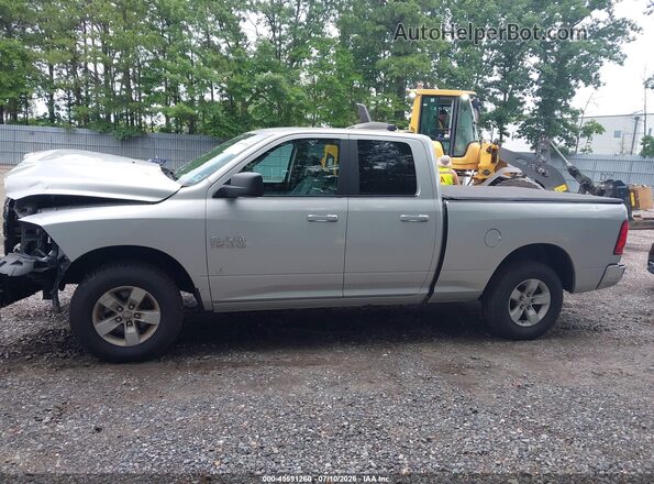1C6RR7GG7JS120450 2018 RAM 1500 Silver 360 interior view