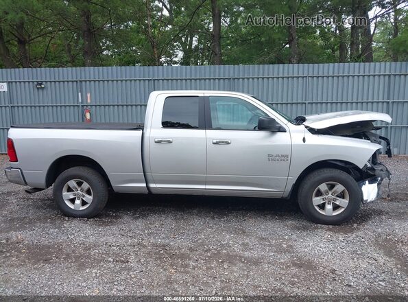 1C6RR7GG7JS120450 2018 RAM 1500 Silver Rear interior view