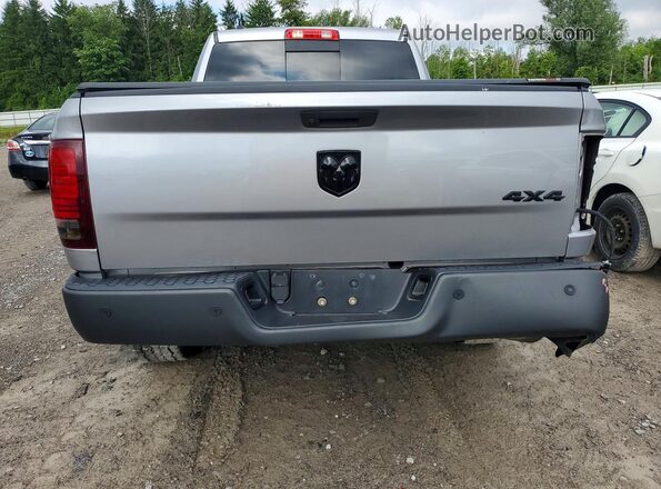 1C6RR7GG7LS130575 2020 RAM 1500 Silver Widok z tyłu