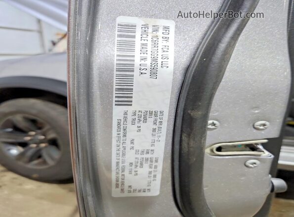 1C6RR7GG9MS590807 2021 RAM 1500 Silver Вид підкапотного простору