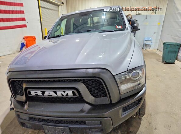 1C6RR7GG9MS590807 2021 RAM 1500 Silver Вид спереду