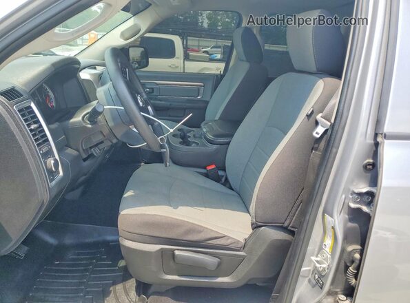 1C6RR7GG9RS156684 2024 RAM 1500 Gray Սալոնի դիմացի տեսք