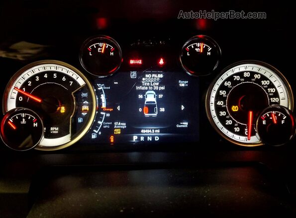1C6RR7GGXLS147130 2020 RAM 1500 Black Vista del cuadro de instrumentos
