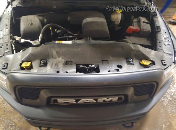 1C6RR7GGXLS147130 2020 RAM 1500 Black Vista interior trasera