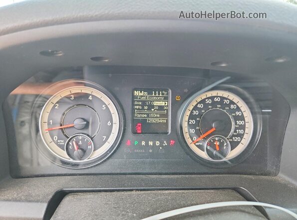1C6RR7GT0GS156079 2016 RAM 1500 White Instrument cluster view