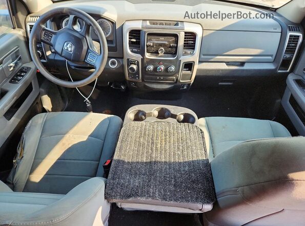 1C6RR7GT0GS369839 2016 RAM 1500 Серый Вид панели приборов