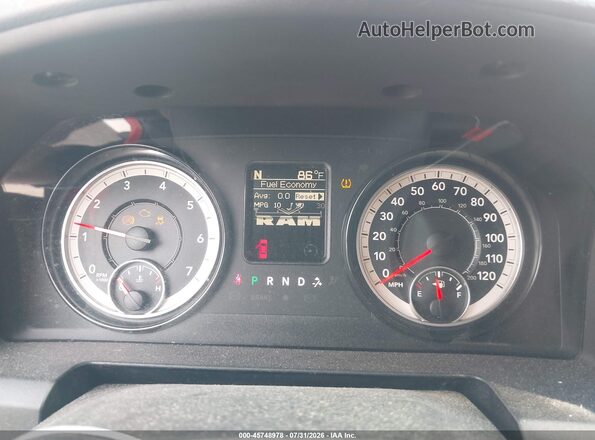 1C6RR7GT0GS390626 2016 RAM 1500 Red Rear seats view