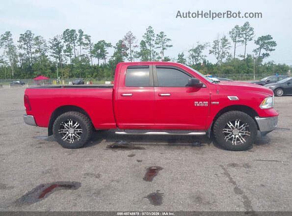 1C6RR7GT0GS390626 2016 RAM 1500 Red Rear interior view
