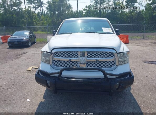 1C6RR7GT0JS244315 2018 RAM 1500 White Vista interior trasera