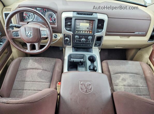 1C6RR7GT2HS674051 2017 RAM 1500 White Widok deski rozdzielczej