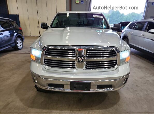 1C6RR7GT3GS322563 2016 RAM 1500 Silver Vista frontal