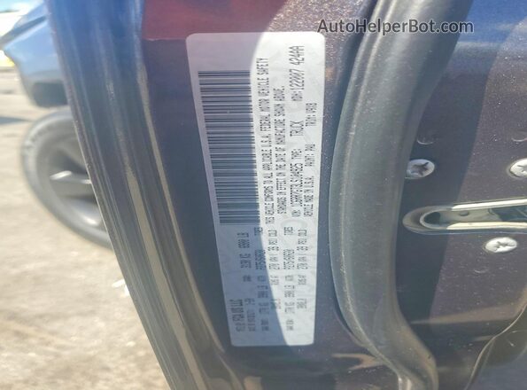 1C6RR7GT3LS104925 2020 RAM 1500 Gray Widok komory silnika